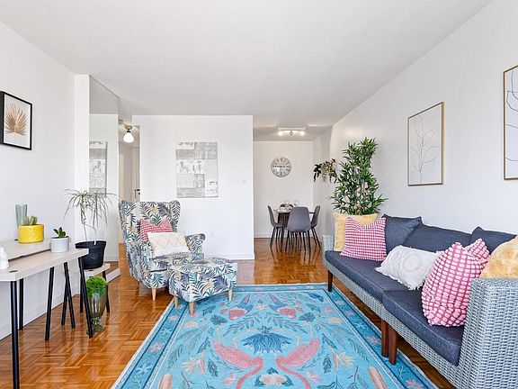 2nd image of 1850 Comox St #501
