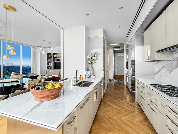 5th image of 217 W 57th St #92W