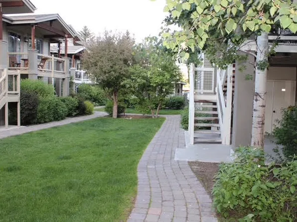 130 Flower Dr #D, Ketchum, ID 83340