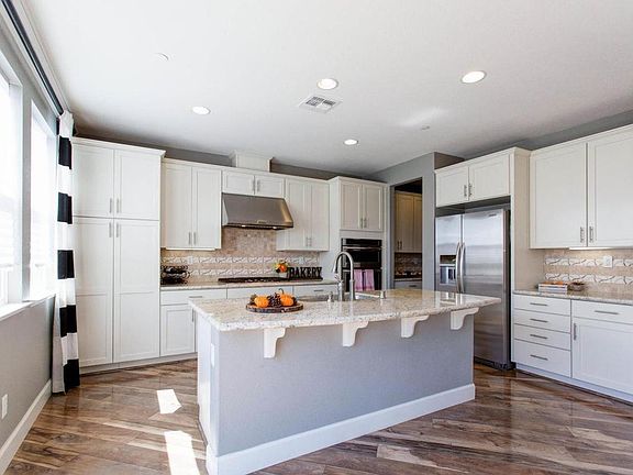 4th image of 17022 Mimosa Dr
