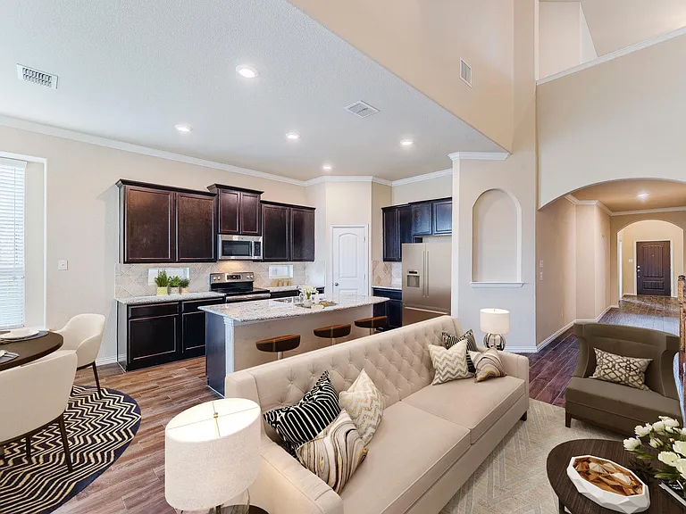 4713 Lake Cove Way — Photo 5