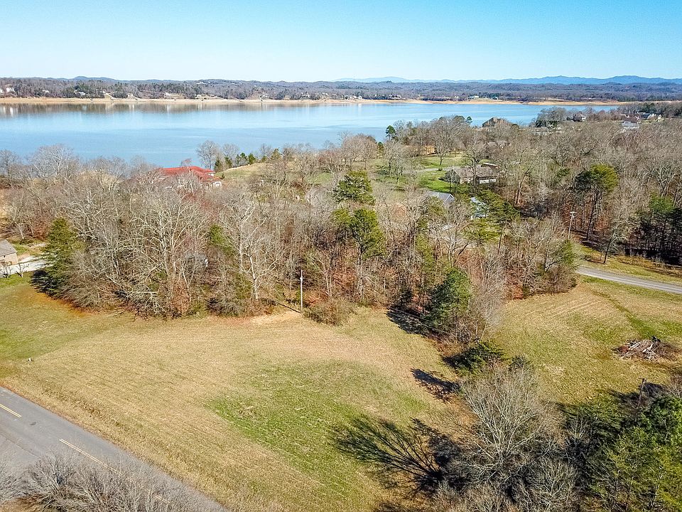 1st image of Holly Oaks Ln