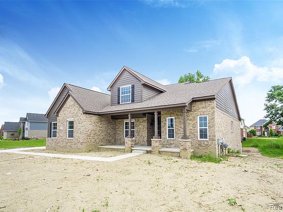 2nd image of 24397 Pembrooke Dr