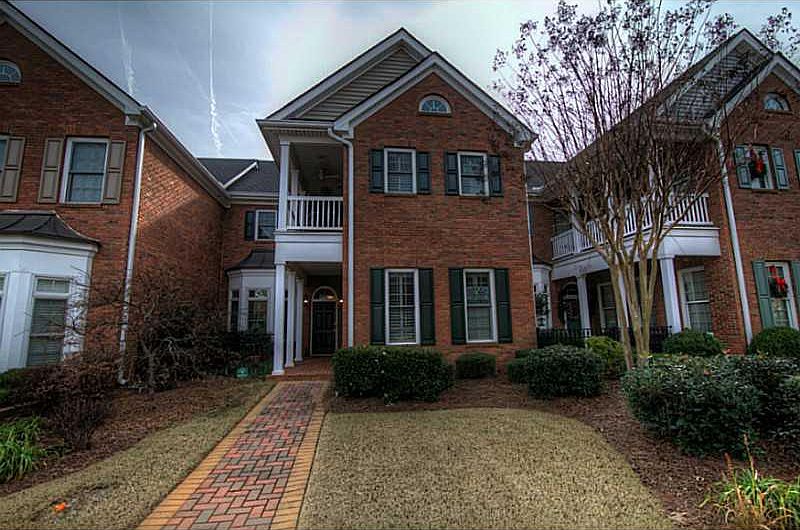 2nd image of 8620 Parker Pl