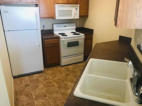 3rd image of 2990 W C St Unit 60204