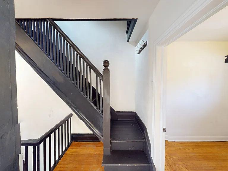 53 Hepbourne St #2 — Photo 22