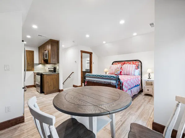 1476 Barkley Ln, Whitefish, MT 59937