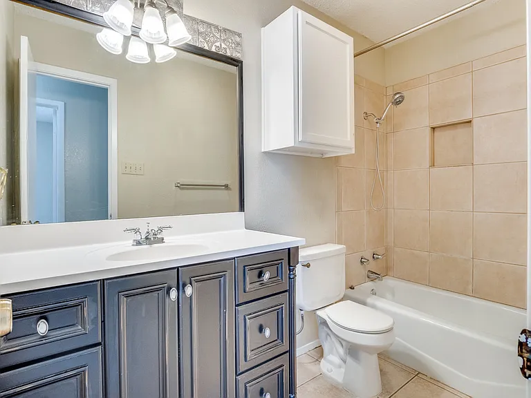 4817 Fletcher Ave — Photo 32