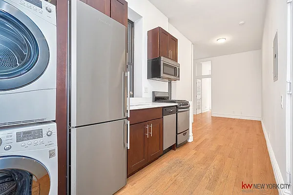 Rented by Keller Williams NYC | media 20