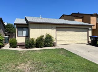 244 E Prospect Ave, Visalia, CA 93291
