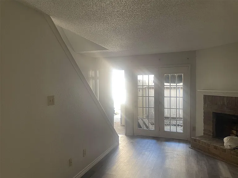 7402 Alabonson Rd — Photo 9