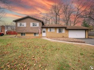 7633 Indian Rd, Temperance, MI 48182