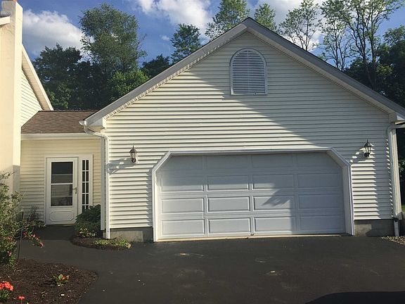 4th image of 2 Mackey Ln