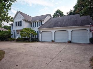 300 Krider Dr, Middlebury, IN 46540