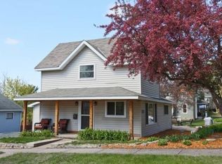 801 10th St, Hudson, WI 54016