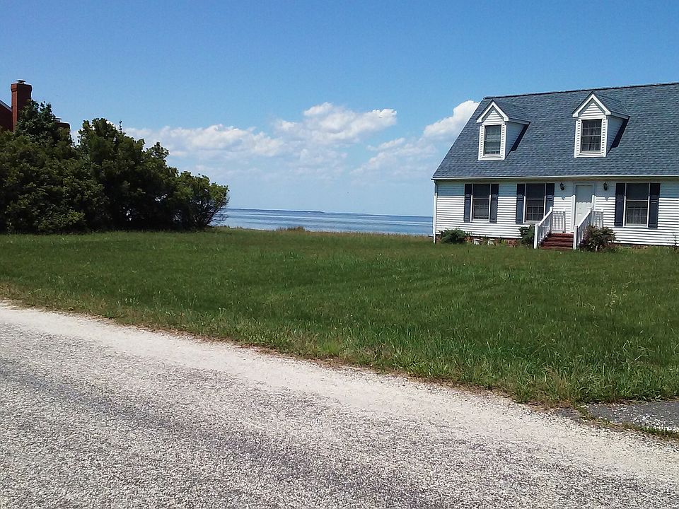 View across Brammer Drive