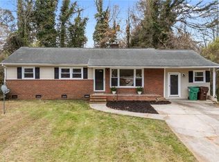 1108 Dartmouth Ave, High Point, NC 27260