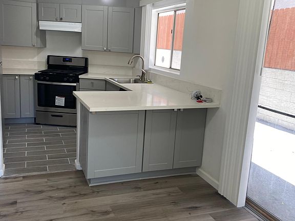 5th image of 1227 Euclid St APT 1