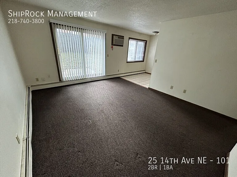 25 14th Ave NE #101 — Photo 3
