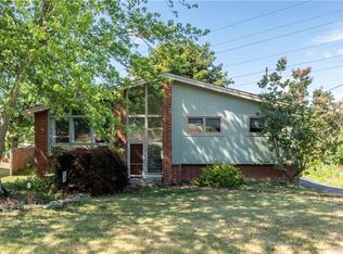 1316 Woodland Dr, Monroeville, PA 15146