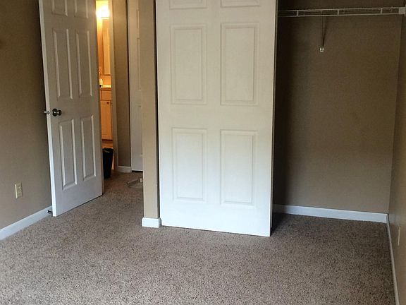 4th image of 11729 93rd Ave NE #D
