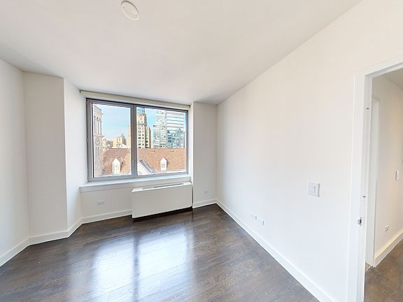 4th image of 801 Amsterdam Ave APT 7C