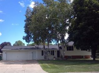 1330 Portside Ln, Green Bay, WI 54313