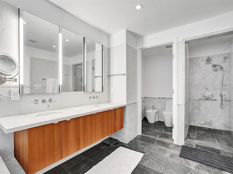 6103 Aqua Ave #107 — Photo 26