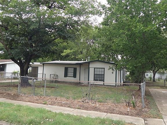 3rd image of 1228 Crest Park Dr