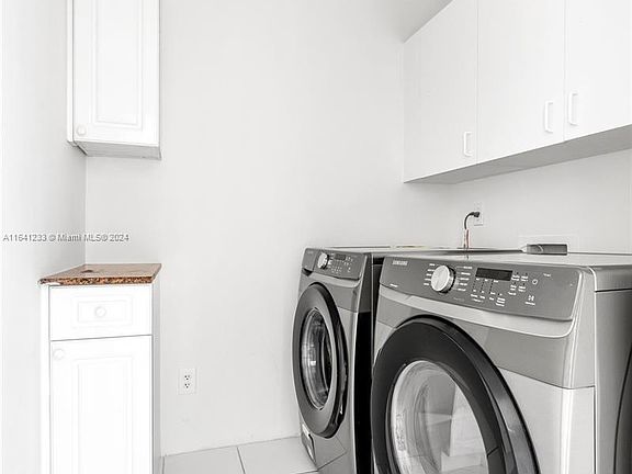 5th image of 1415 Sunset Harbour Dr #406