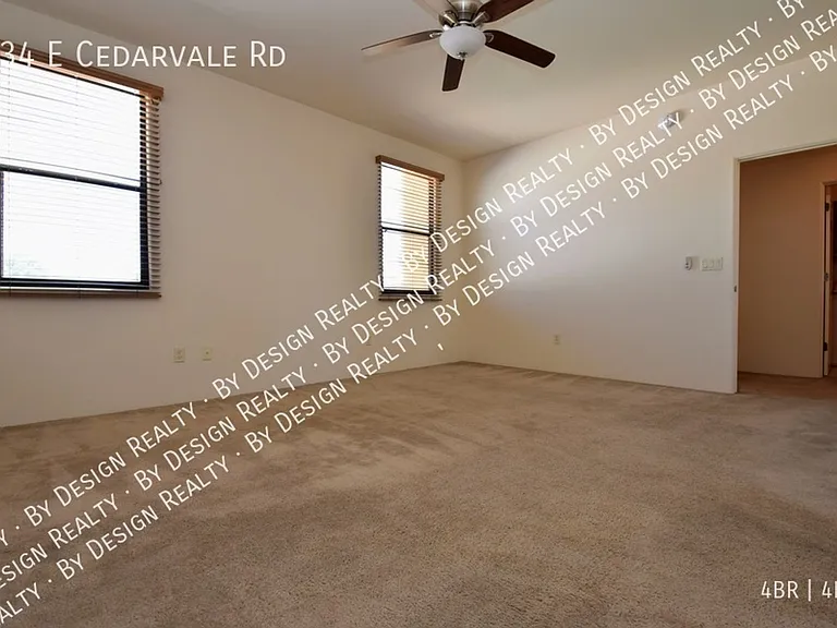 334 E Cedarvale Rd — Photo 23