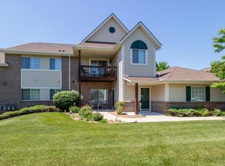 6926 Dale Dr, Racine, WI 53402