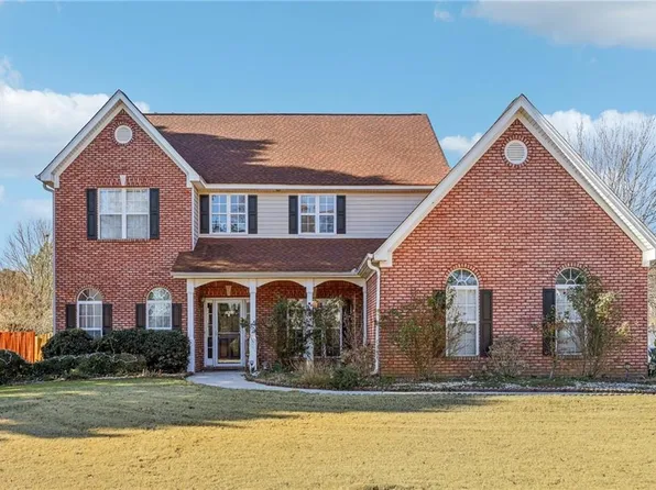 2655 Lake Commons Ct, Snellville, GA 30078