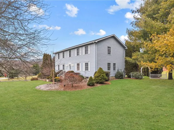 11 White Farm Road, Wingdale, NY 12594
