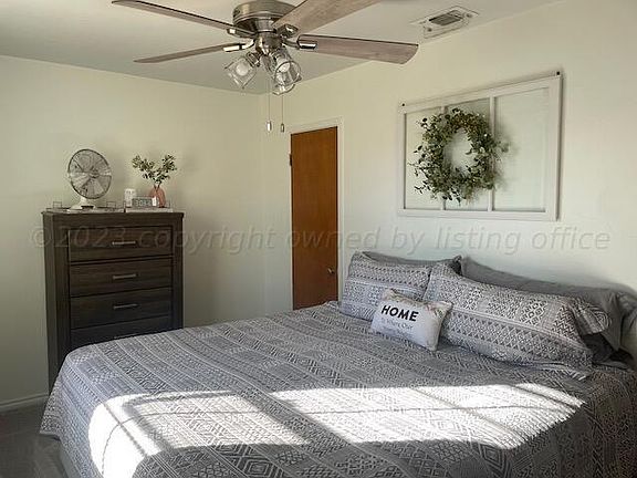5th image of 1121 W Sandlewood Dr