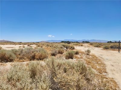 124th St W, Lancaster, CA, 93536