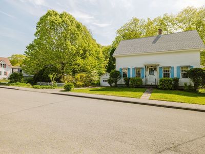 28 Anawan St, Taunton, MA, 02780