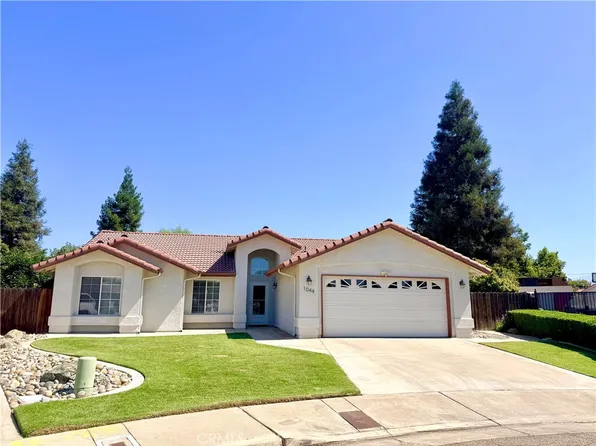 1044 N Sycamore Way, Porterville, CA 93257