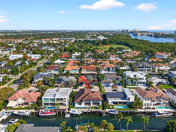 4th image of 520 Golden Harbour Drive