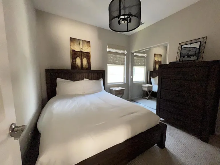 2072 Blue Oak Ln — Photo 13