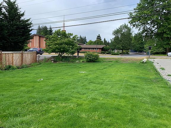 3rd image of 7805 126th Ave NE