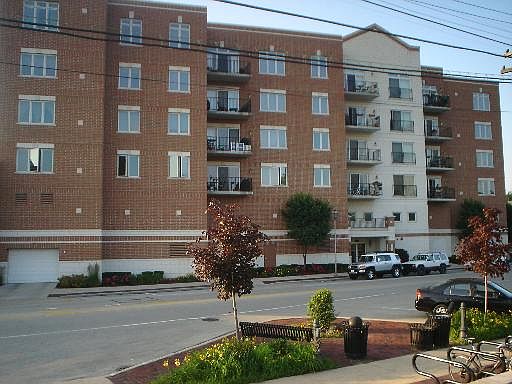 1st image of 8822 W Brookfield Ave #609