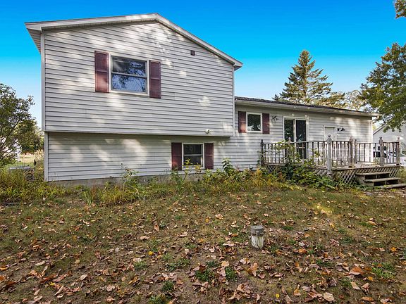 3rd image of 10513 S Walnut Dr