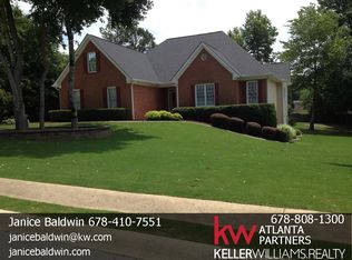 1214 Maple Creek Ln, Loganville, GA 30052