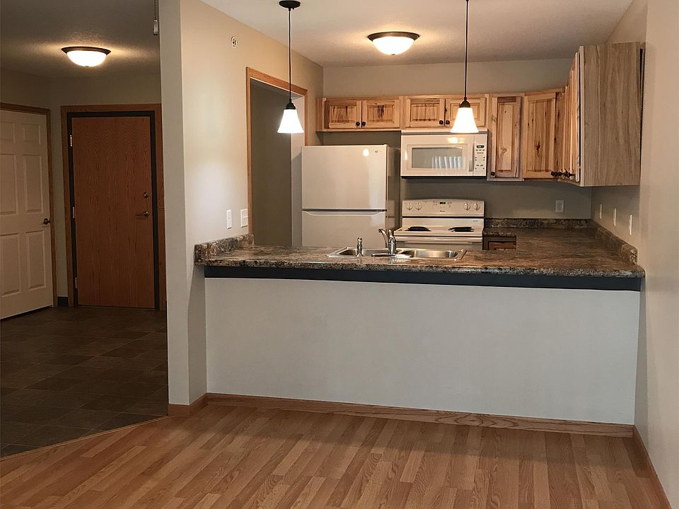 Living Room / Kitchen