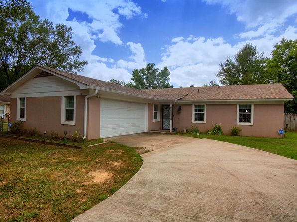 36 Melinda Dr