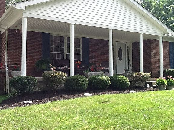 4th image of 292 Pine Oak Dr