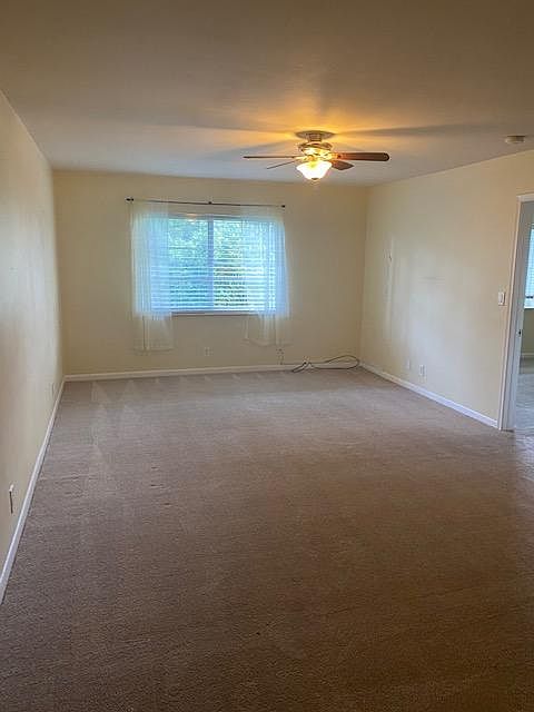 1st image of 124 NE 19th Ct APT 214B