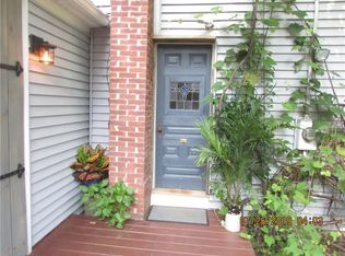 50 Cranberry Ridge Rd, Glocester, RI 02857