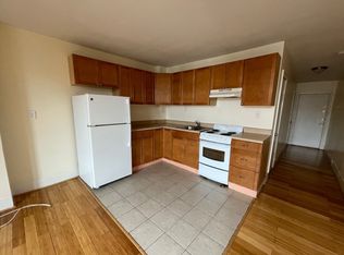 210 Maverick St #1L, Boston, MA 02128